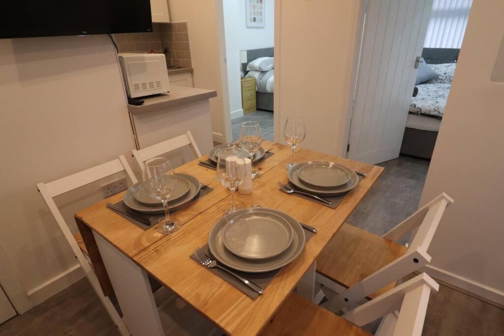 Cosy Two Bedroom First Floor Apartment Birmingham Zewnętrze zdjęcie
